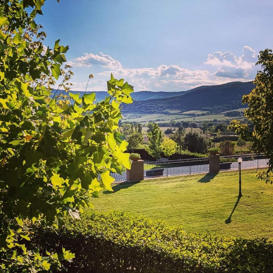 La Fonte Di Montebuono Villa Magione Buitenkant foto